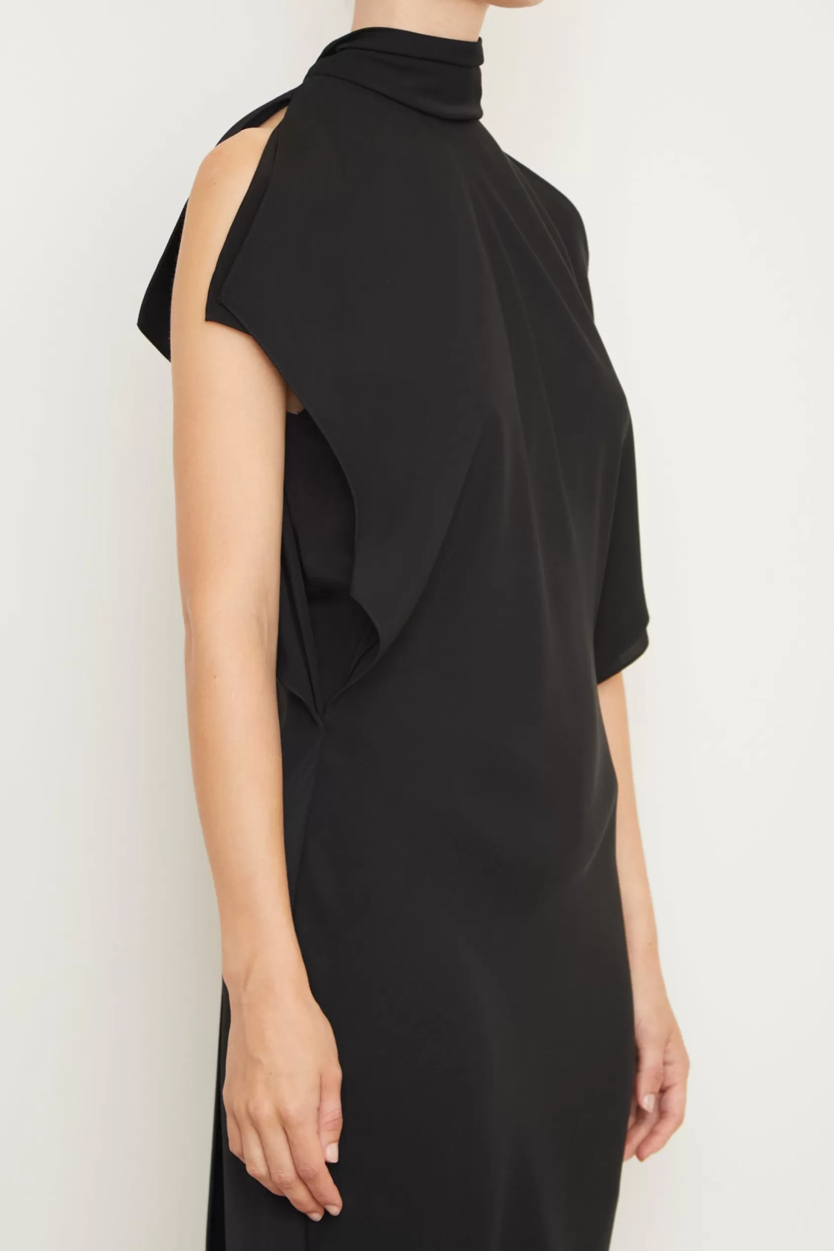 Dresses<Brandon Maxwell The Evie Sleeveless Midi Shift Dress With Neck Scarf In Black