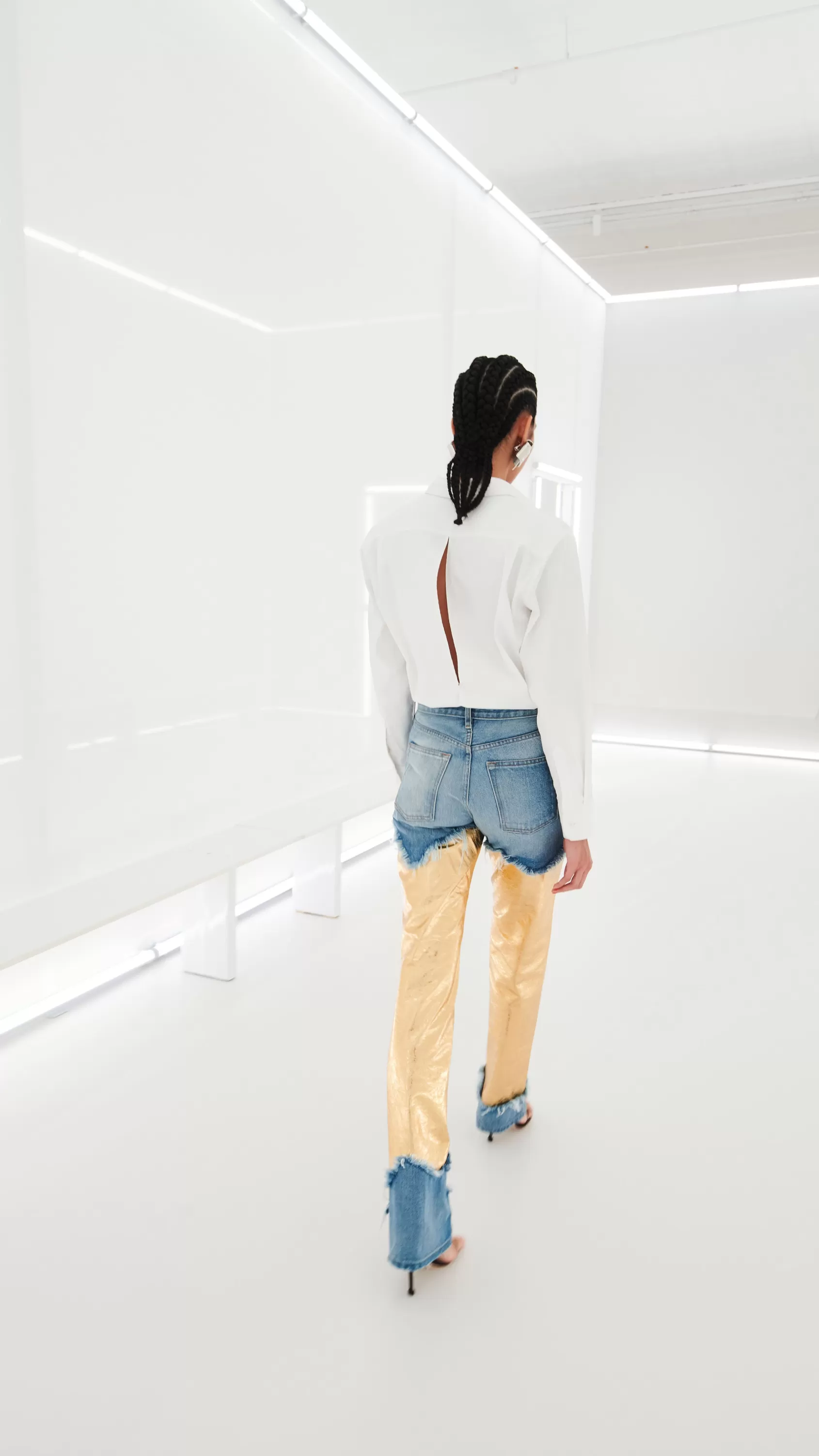Tops<Brandon Maxwell The Mira Boyfriend Button Up With Split Back In White